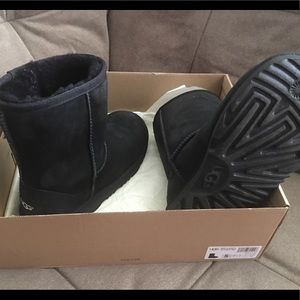 Ugg boots. Black. Like brand new.